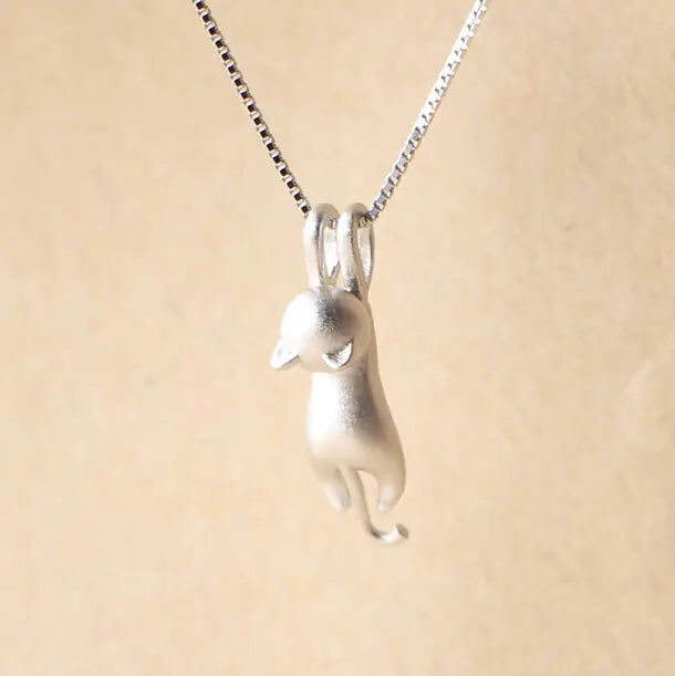 Chic Silver Cat Necklace